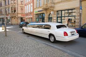 Think Wisely Before Renting A Limo