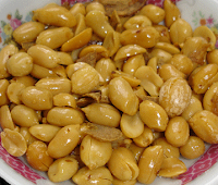 kacang goreng