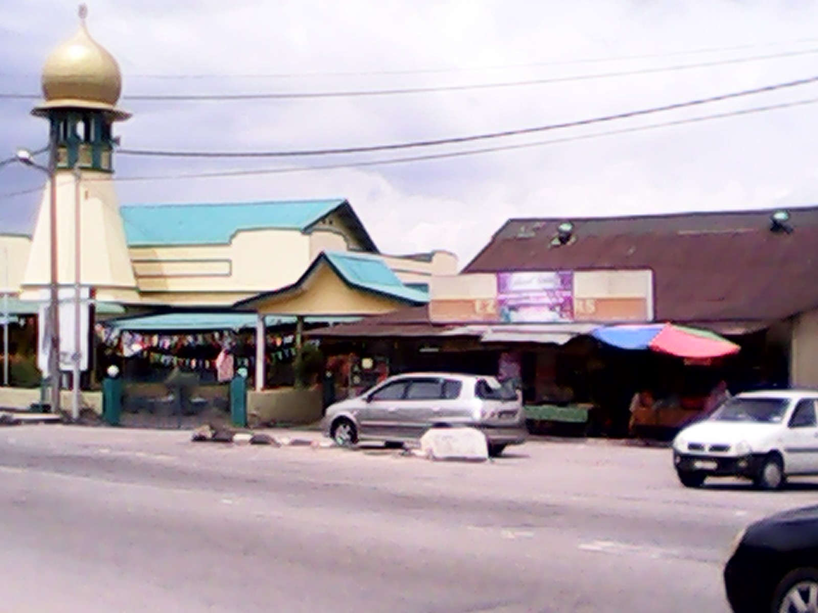 Homestay Ayer Keroh Permai Melaka: Kuih Keria Antarabangsa 