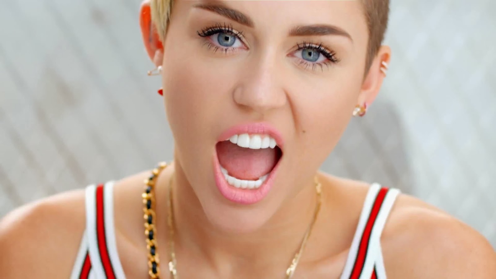 http://www.shechoice.com/miley-cyrus-stuns-in-adore-you-remix-video-cover/