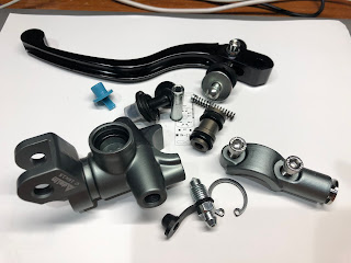 アデリン製Buell用油圧クラッチマスター / Hydraulic clutch master for Buell by Adelin