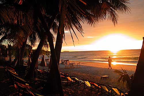 beach sunrise wallpaper. thailand beaches wallpaper.