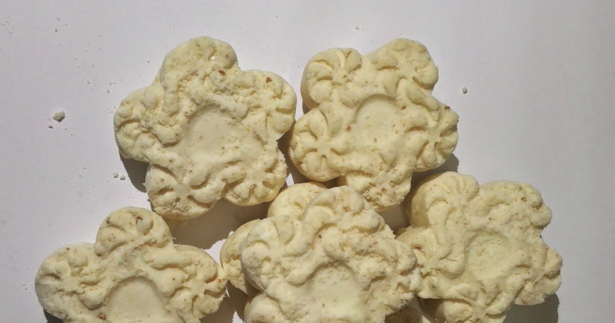 BANGKIT WARISAN ASLI JOHOR: KUIH BANGKIT CHEESE.