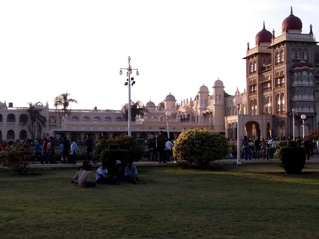 Mysore Palace @ Mysore (Karnataka) by Drifter Baba