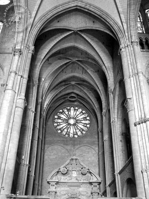 REIMS (51) - Basilique Saint-Remi (XIe-XVe siècles) (Intérieur)