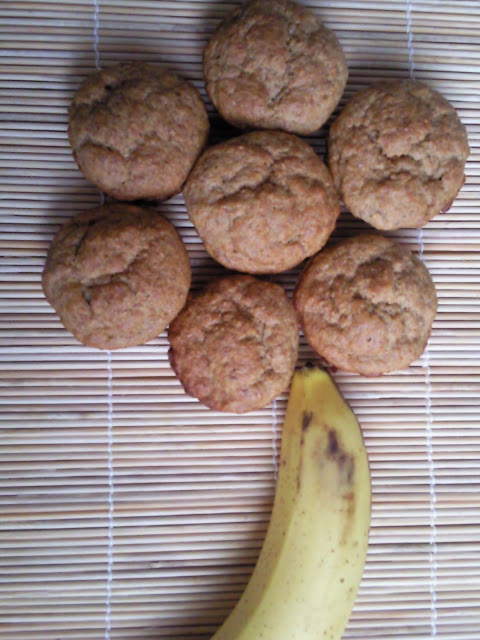 Articole culinare : MUFFINS DE BANANE (de post) / MAGDALENAS DE PLATANO