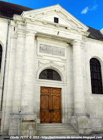 VAUCOULEURS (55) - L'église paroissiale Saint-Laurent