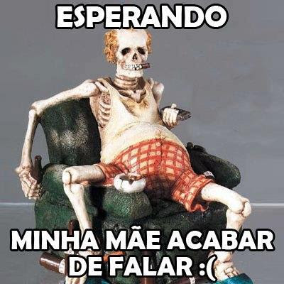 Esperando minha mãe acabar de falar.