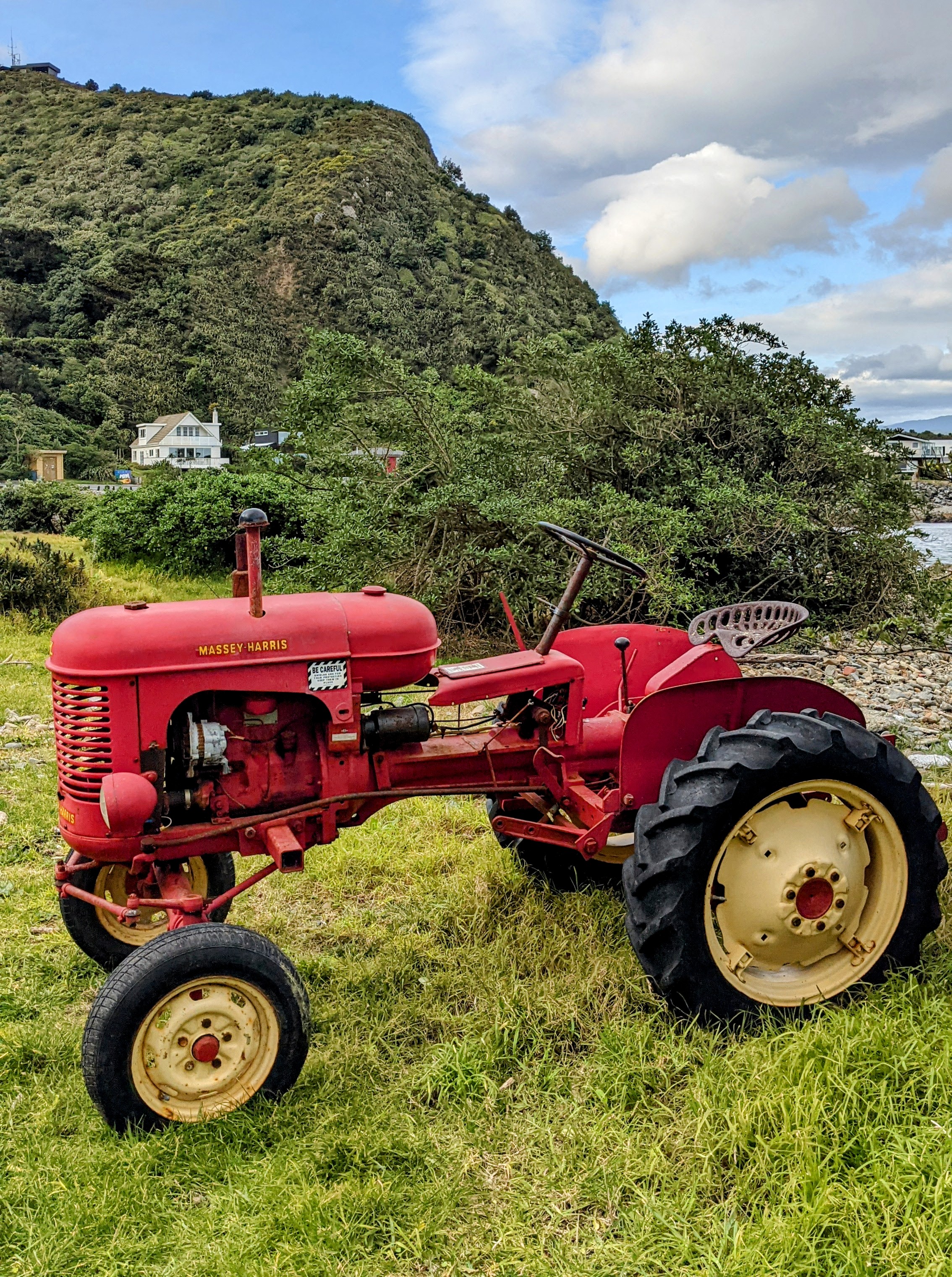 Red tractor at Breaker Bay (Wellington, AoNZ)