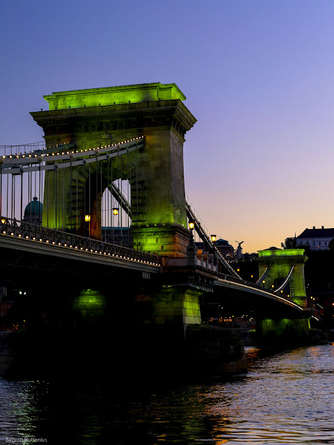 Chain Bridge during the minutes when it is lit up