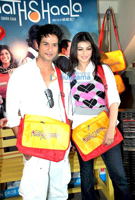 Shahid and Ayesha Takia promote Paathshaala image