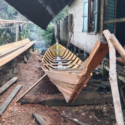 Perahu Perputakaan Keliling di Pedalaman