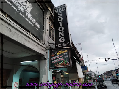Restoran Mee Sotong, Kepala Batas
