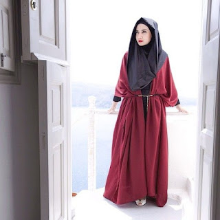 Tips Gaya Hijab Casual ala Zaskia Sungkar