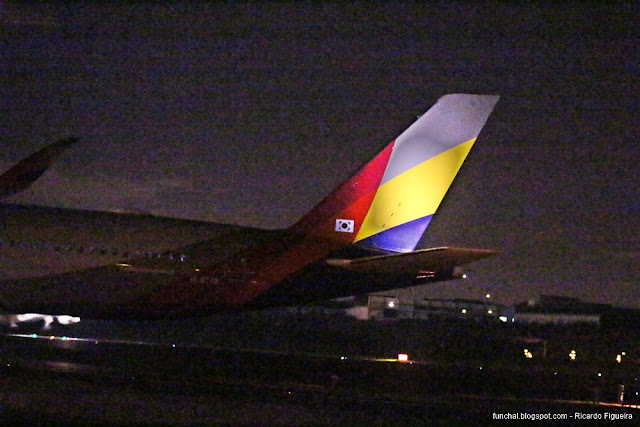 ASIANA AIRLINES - HL8079 - A350-900 - AEROPORTO DE LISBOA