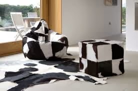 http://www.cowhidesusa.com/cowhides/small_size_natural