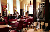 Ide 25+ Cafe Diglas
