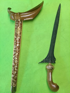 Keris Pusaka Pamor Junjung Drajat