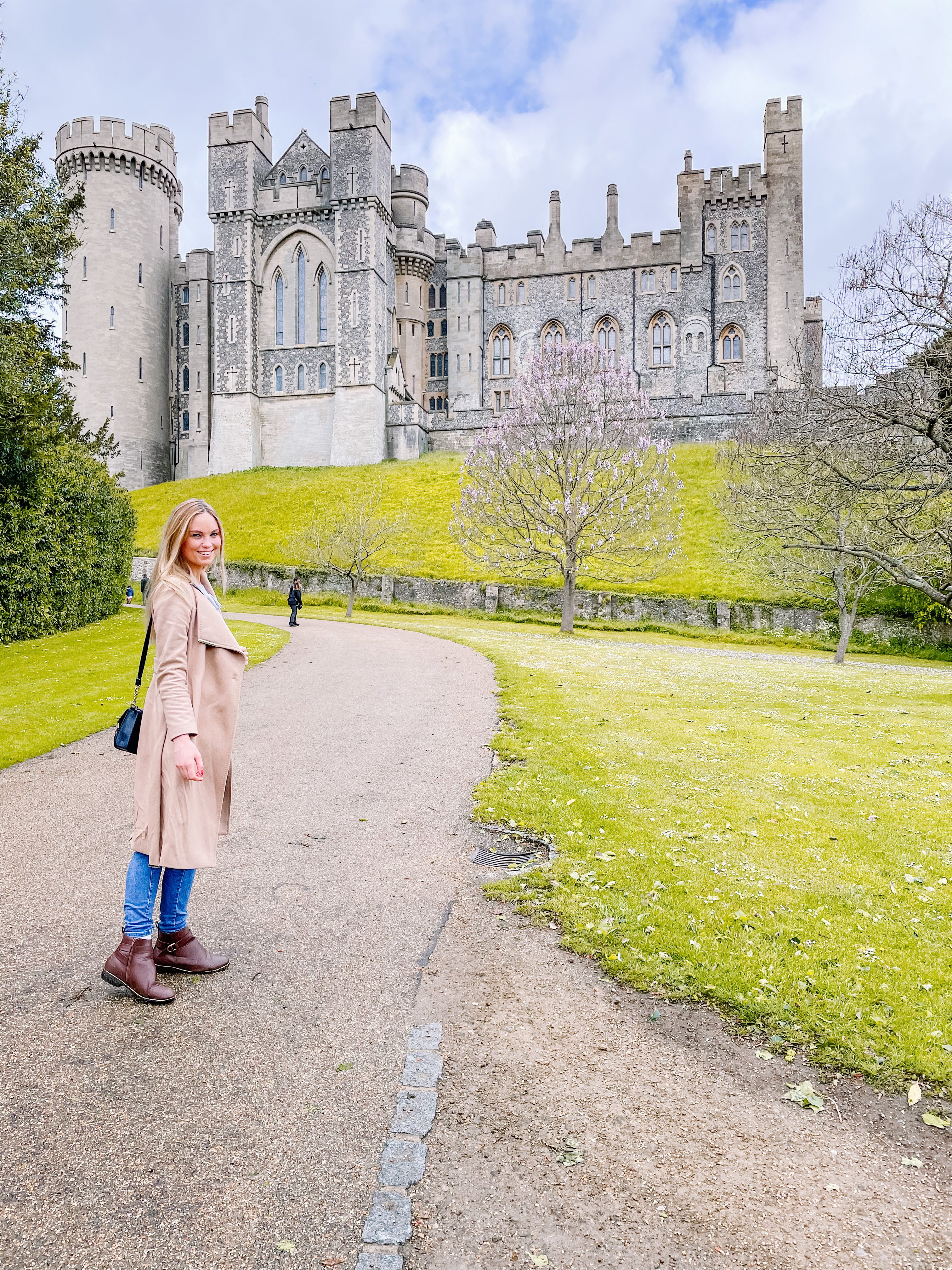 visiting arundel castle, arundel castle parking, arundel castle review, arundel castle facilities