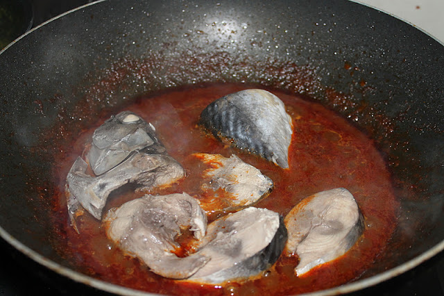 Sambal Ikan Tongkol Lauk Nasi Lemak Terengganu - Azie Kitchen