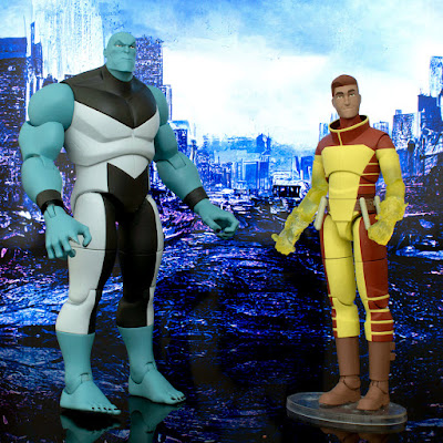 Invincible Animated Series Deluxe Action Figures Wave 5 by Diamond Select Toys