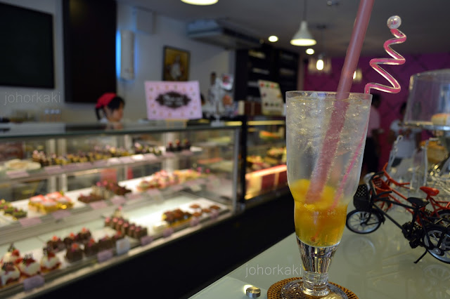 Passionfood-Café-and-Bakery-Taman-Pelangi-Johor-Bahru