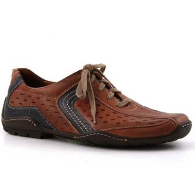 Italian leather shoes with lace detail and removable leather insole.
