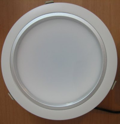 http://bombillasdebajoconsumo.blogspot.com.es/2017/05/downlight-led-efectoled-samsung-30w.html