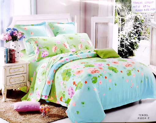 Sprei Tencel Motif Bunga Biru Muda