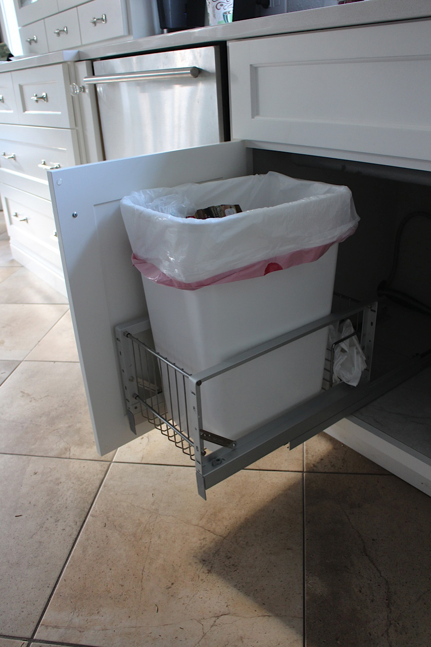 The Impatient Gardener: Slip slidin' away to trash organization heaven - The garbage can that came with the unit just barely fits under the sink,  but it fits nonetheless.