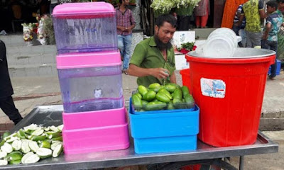 ‘তীব্র গরমে প্রাণ জুড়ায় লেবুর শরবত’