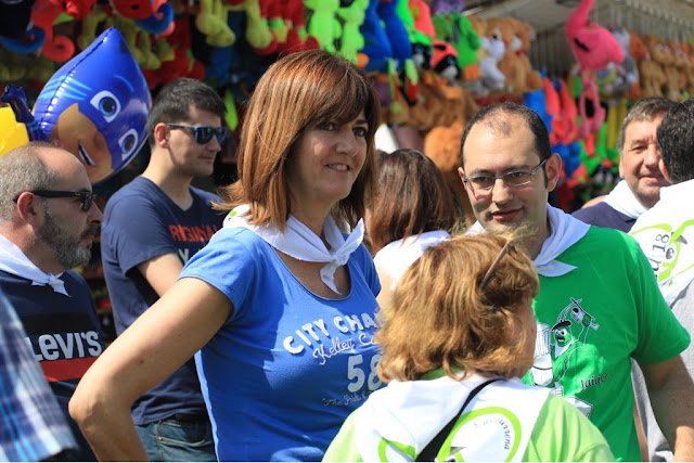 Idoia Mendia (PSE) en la fiestas de Cruces