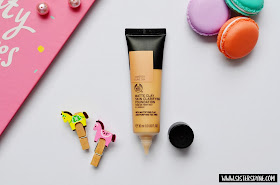 The Body Shop Clay Skin Clarifying Foundation Packaging