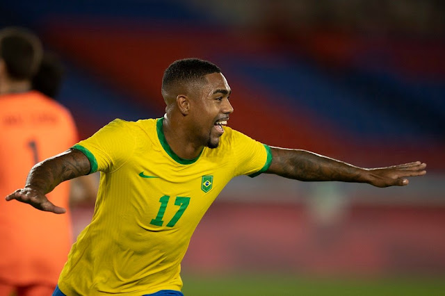 Com gol de Malcom na prorrogação, Brasil é bicampeão olímpico