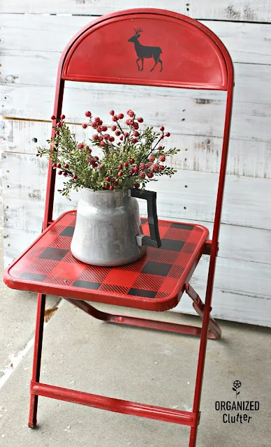 Vintage Child's Folding Chair to Rustic Christmas Decor #Christmasjunkfavs #thriftshop #thriftshopmakeovers #stencil #oldsignstencils #buffalocheck #buffalochecks #rusticChristmas