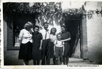 Photo de famille : groupes trois et plus.