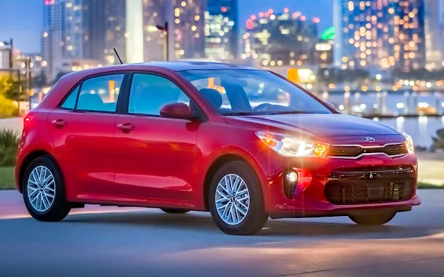 Kia Rio 2018 Hatch e Sedã