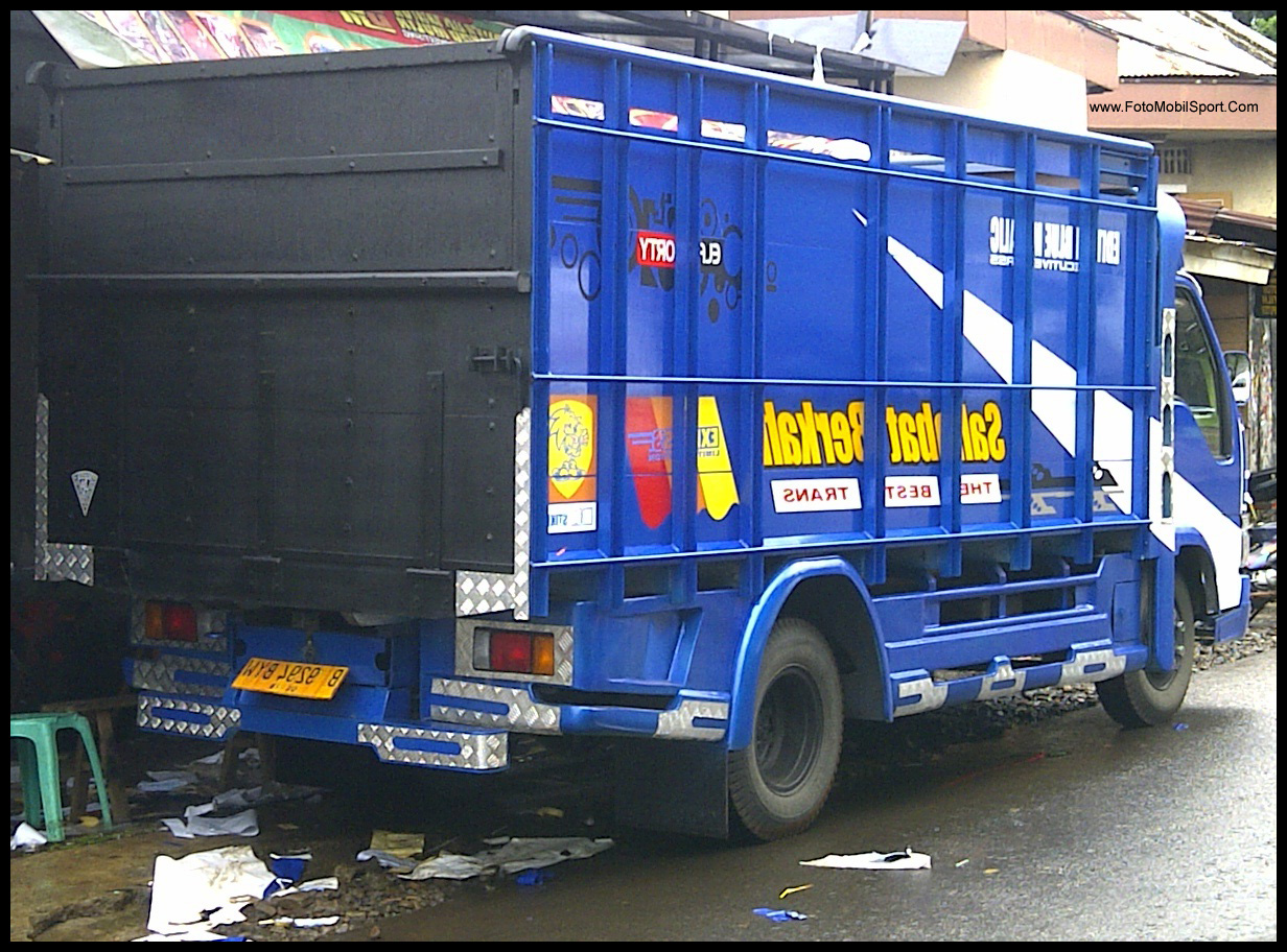 Foto gambar mobil full variasi truk  canter keren 