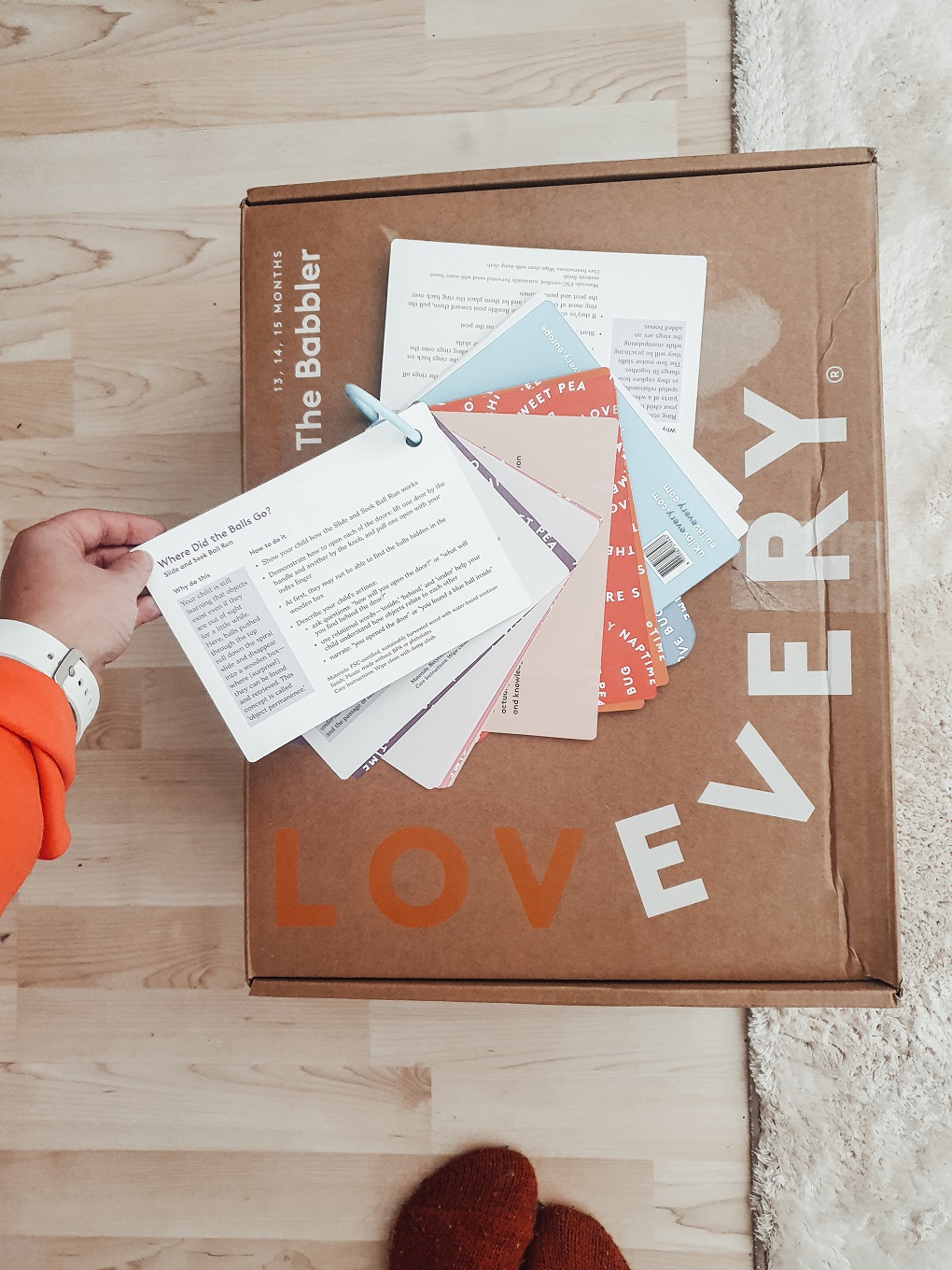 lovevery_Introducing the best premium play kit concept available - here are all the toys and content your baby child will need during the 0-3 years elisabeth rundlof