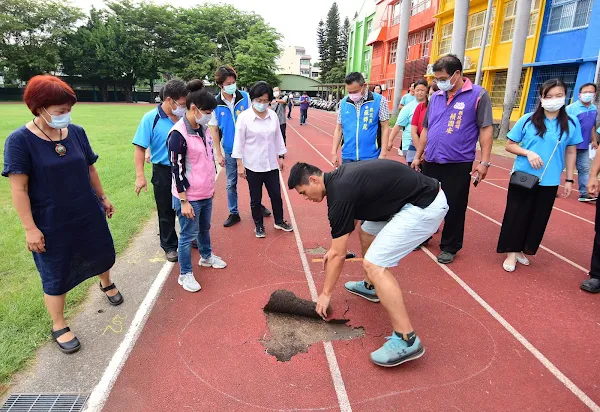 大村國小及大村國中PU跑道破損 王惠美：儘快發包