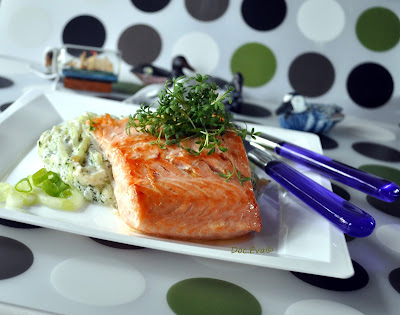 Lachs mit Gurkennudeln