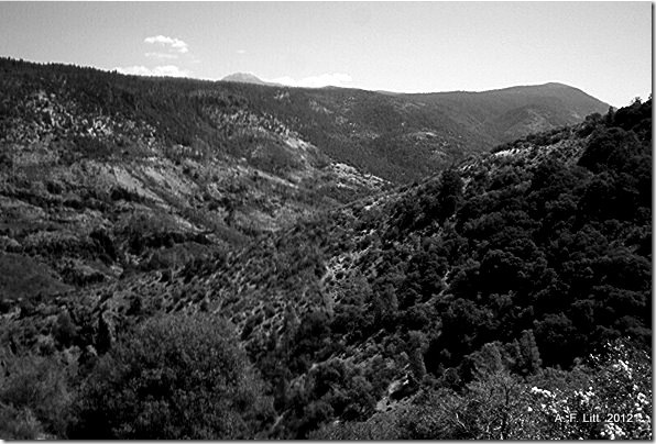 Lassen in distance. Viewpoint. Highway 36. California. July 2004. Lassen in distance. Viewpoint. Highway 36. California. July 2004.