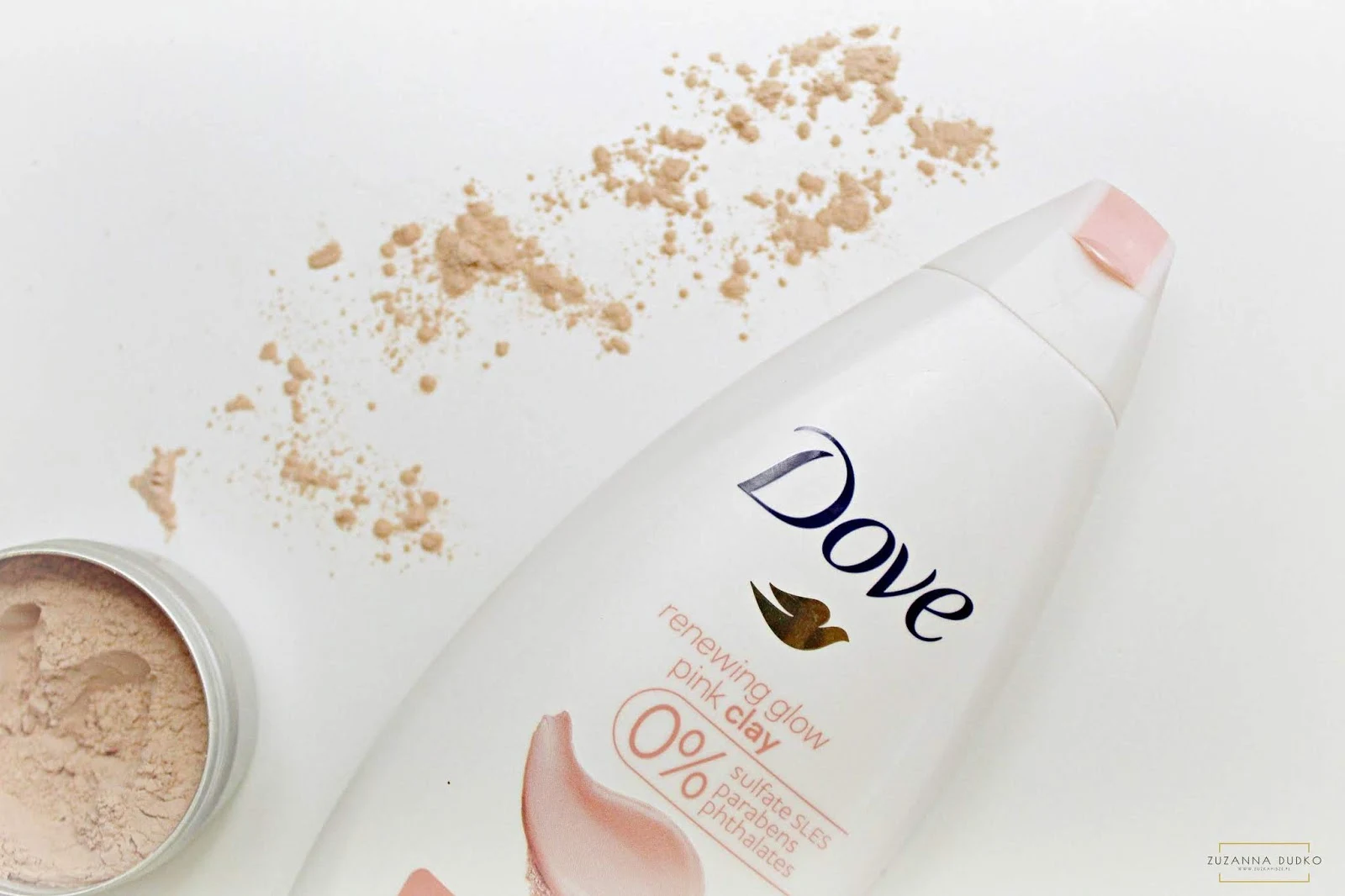 Dove, żel pod prysznic z różową glinką