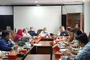 Komisi IV DPRD Pekanbaru Hearing dengan DLHK Pekanbaru