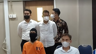    Viral, Oknum Polisi Cabuli Anak Tiri Di Cirebon