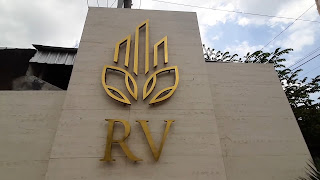 hasil pemasangan letter timbul rich village