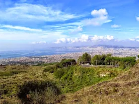 cycling vesuvius volcano