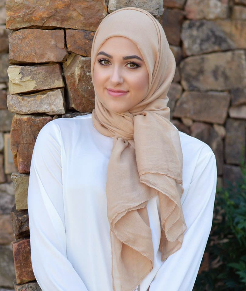 Des robes pour un hijab fashion Hijab Chic turque style 