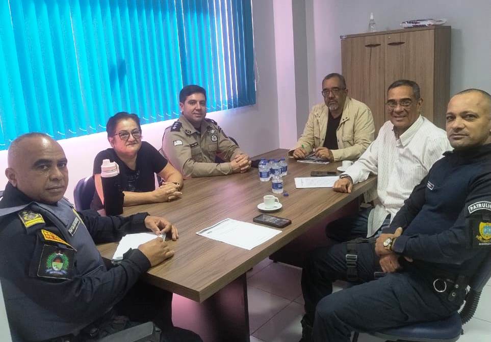SECRETÁRIO DE SEGURANÇA CIDADÂ E TRÂNSITO DE BARREIRAS DIALOGA SOBRE ESTRUTURAÇÃO DO CONSEG