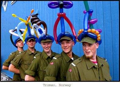 Balloon Hats3